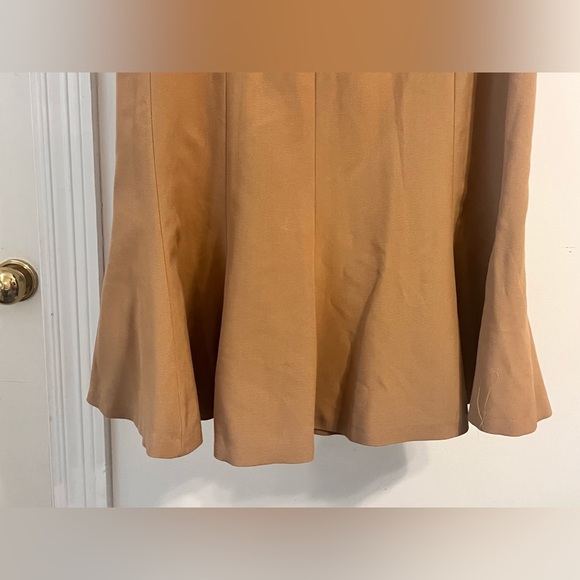 REMOVING SOON FINAL
PRICE NWT Focus 2000 Tan Classy Skirt with Ruffled Hem - Picture 3 of 7
